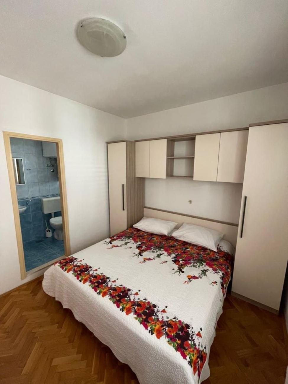 Apartment Martina Tucepi Ngoại thất bức ảnh